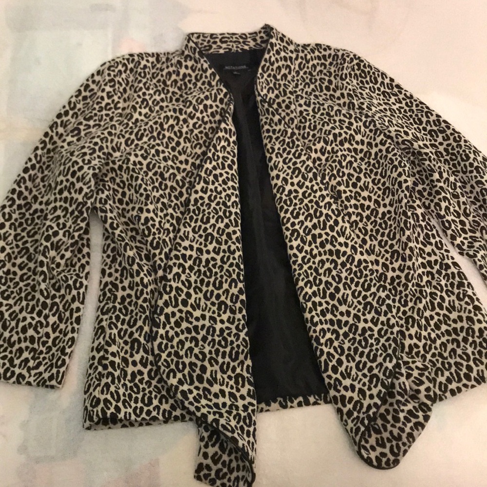 Leopard print blazer